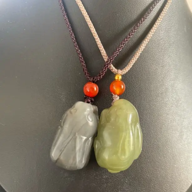 和田玉青海料小兔子一对