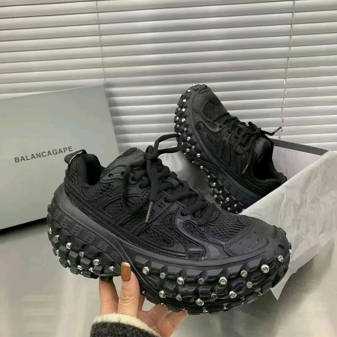 新款秋冬厚底增高坦克铆钉时尚休闲老爹鞋男女款