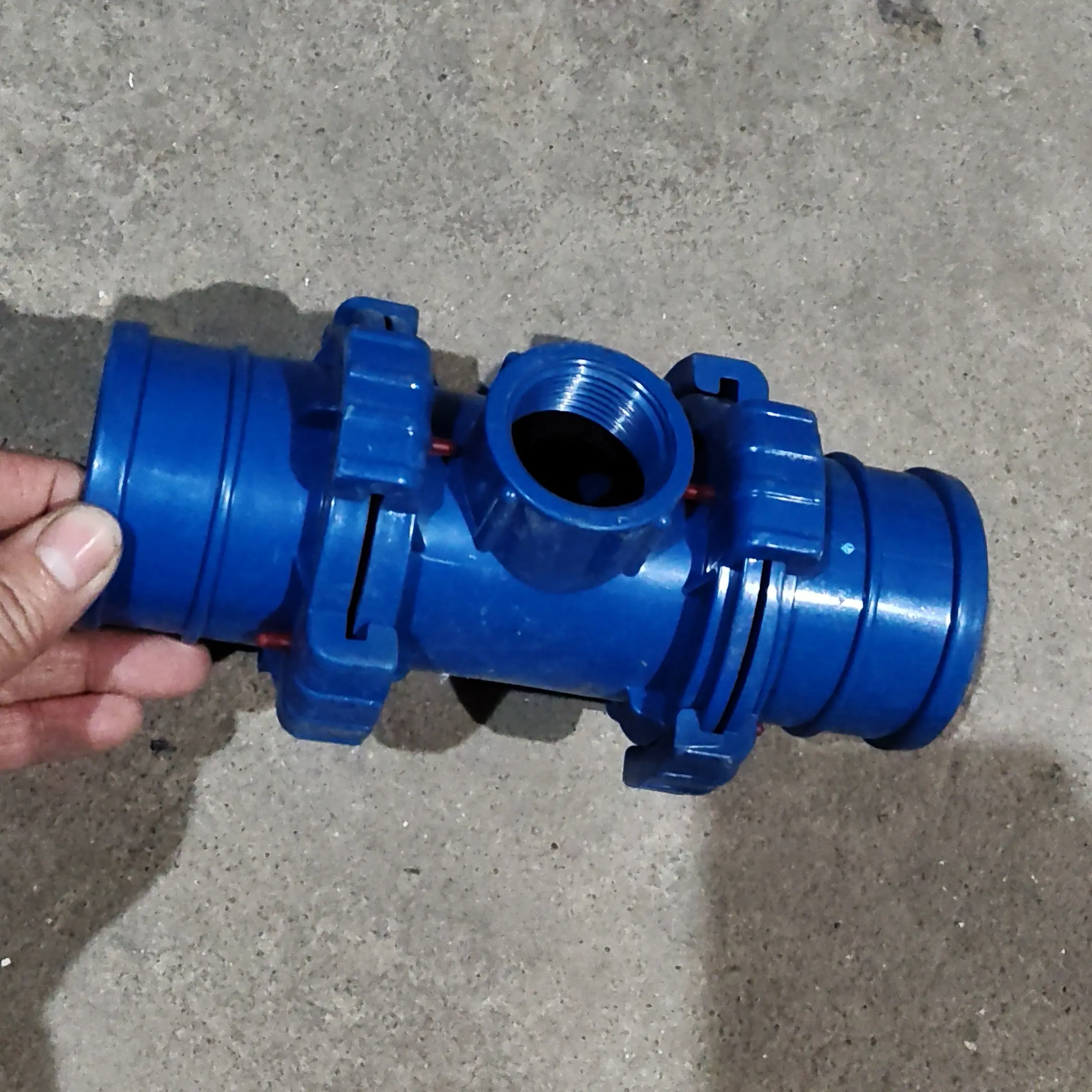 2.5寸加厚塑芯三通农用快接头喷枪内丝立杆喷头灌溉配件