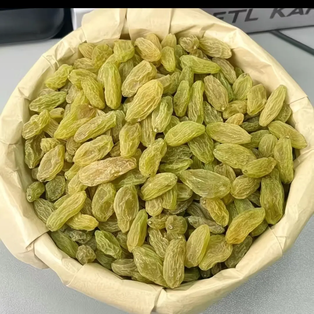 绿宝石葡萄干自然晒干软糯饱满无籽绿香妃吐鲁番