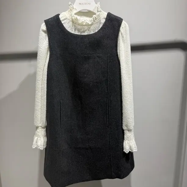 时尚蕾丝打底搭配背心裙套装TZQYS07A