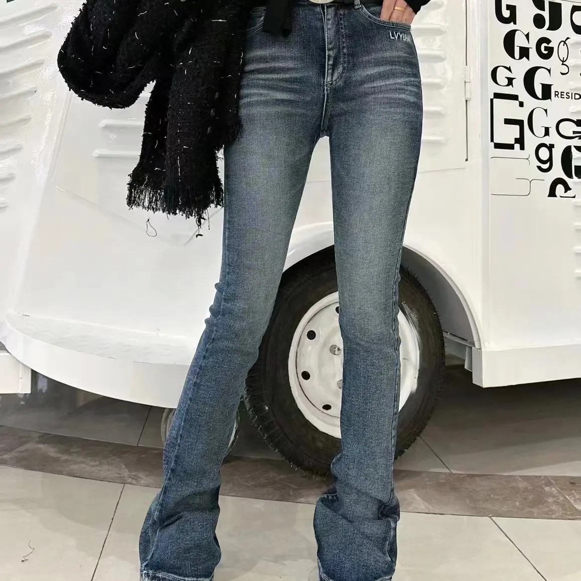 高腰显瘦马蹄裤秋冬加绒微喇牛仔裤女修身提臀弹力气质女装长裤