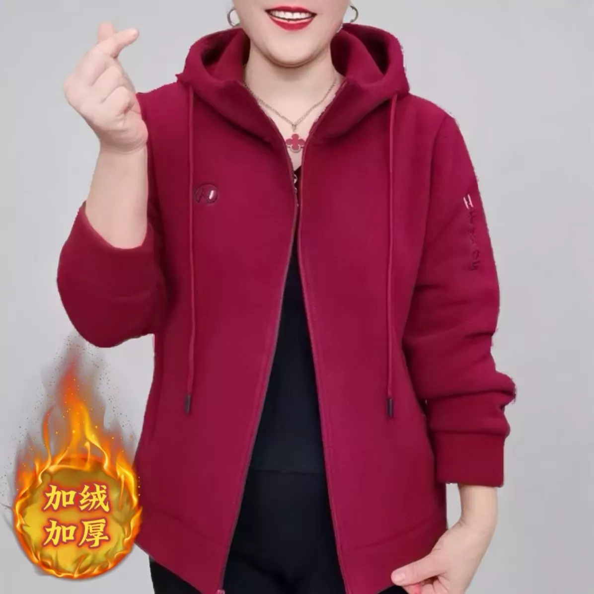 新款加绒加厚秋冬连帽摇粒绒保暖抓绒外套女 ( 刺绣款升级加厚)