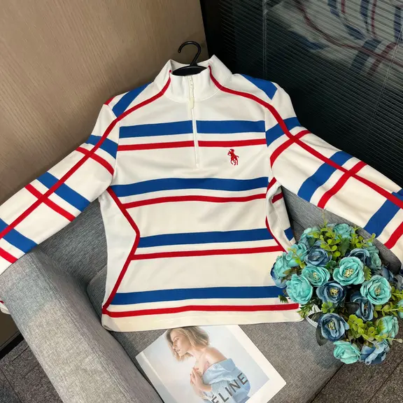 秋冬新款轻柔设计感女款长袖上衣-C60282