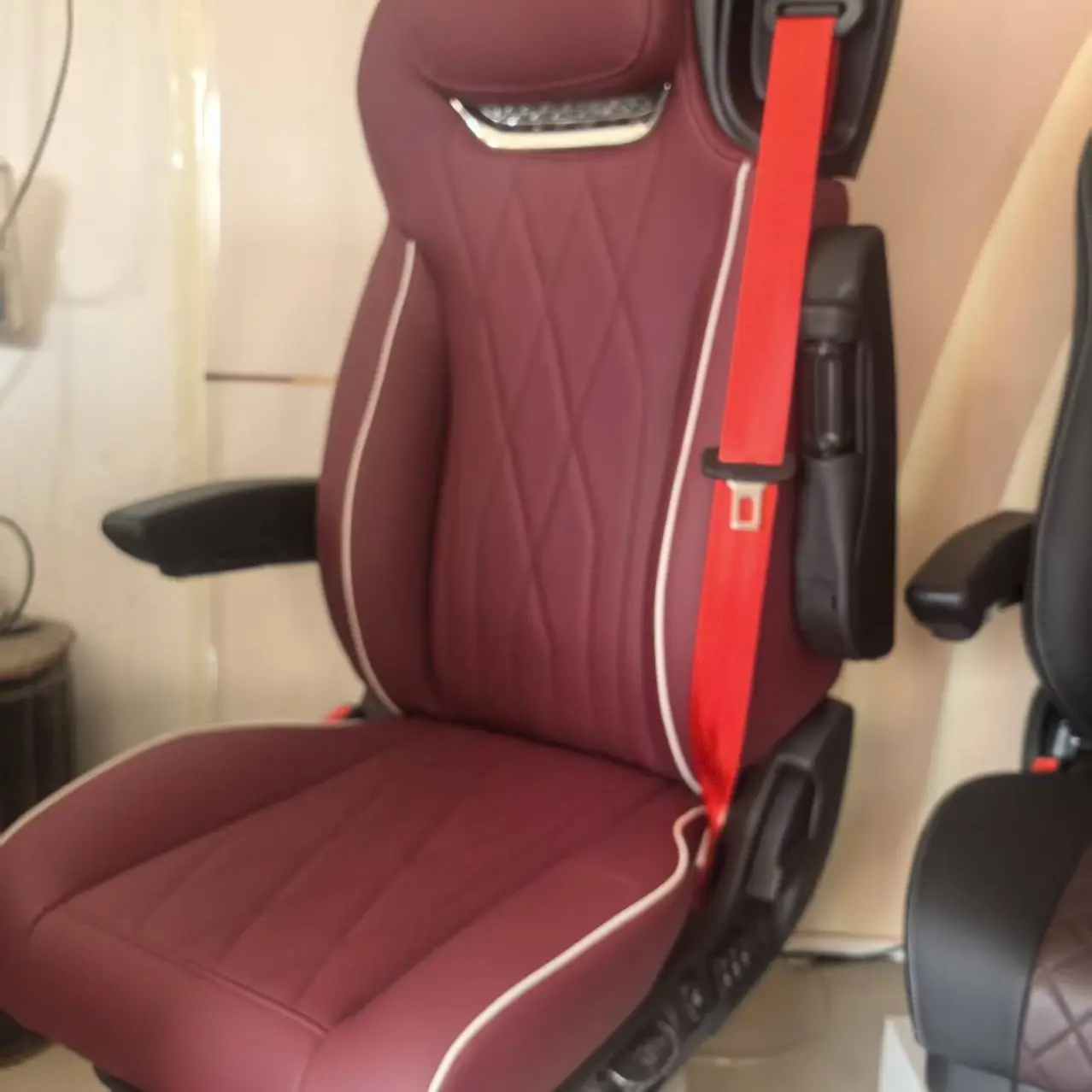 LICMD高端款标配大货车重卡加厚高弹高密航空座椅航空气囊座椅