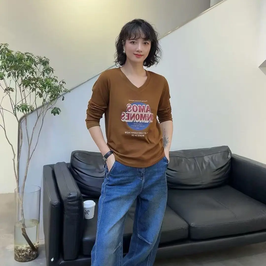 A10仙女风黑色宽松型蓝色V领长袖印花显瘦T恤设计感