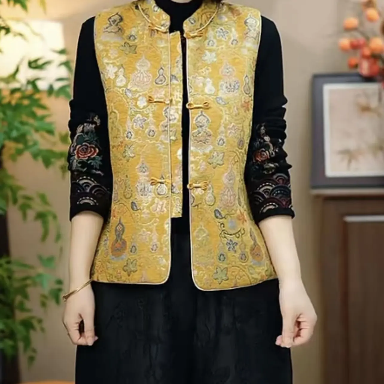 冬季新款新中式国风加棉加厚提花刺绣保暖马甲外套上衣百搭女士