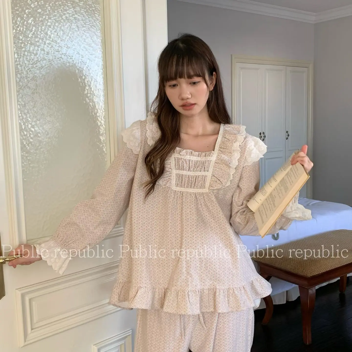 韩国public秋冬季新品宫廷风花边方领磨毛棉纯棉睡衣女长袖家居服
