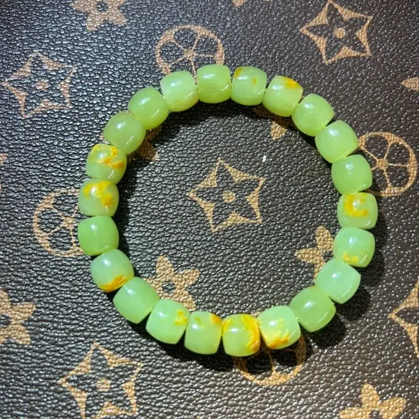 和田玉老型手串十乘九