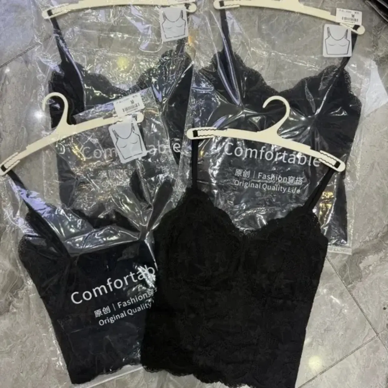 法式纯欲风带胸垫蕾丝吊带背心女内搭外穿美背设计感短款通勤