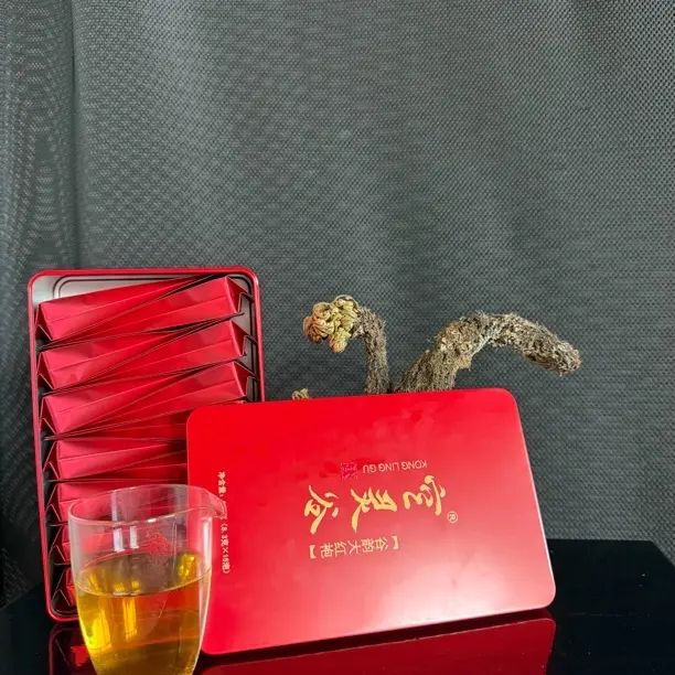 弓友汇空灵谷武夷岩茶谷韵大红袍拍二发三。