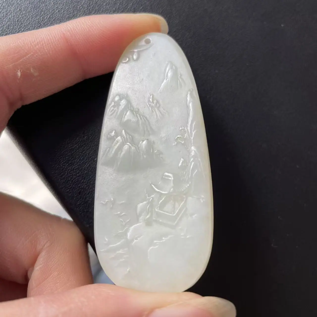 山水牌山水意境挂件精美白玉玉坠