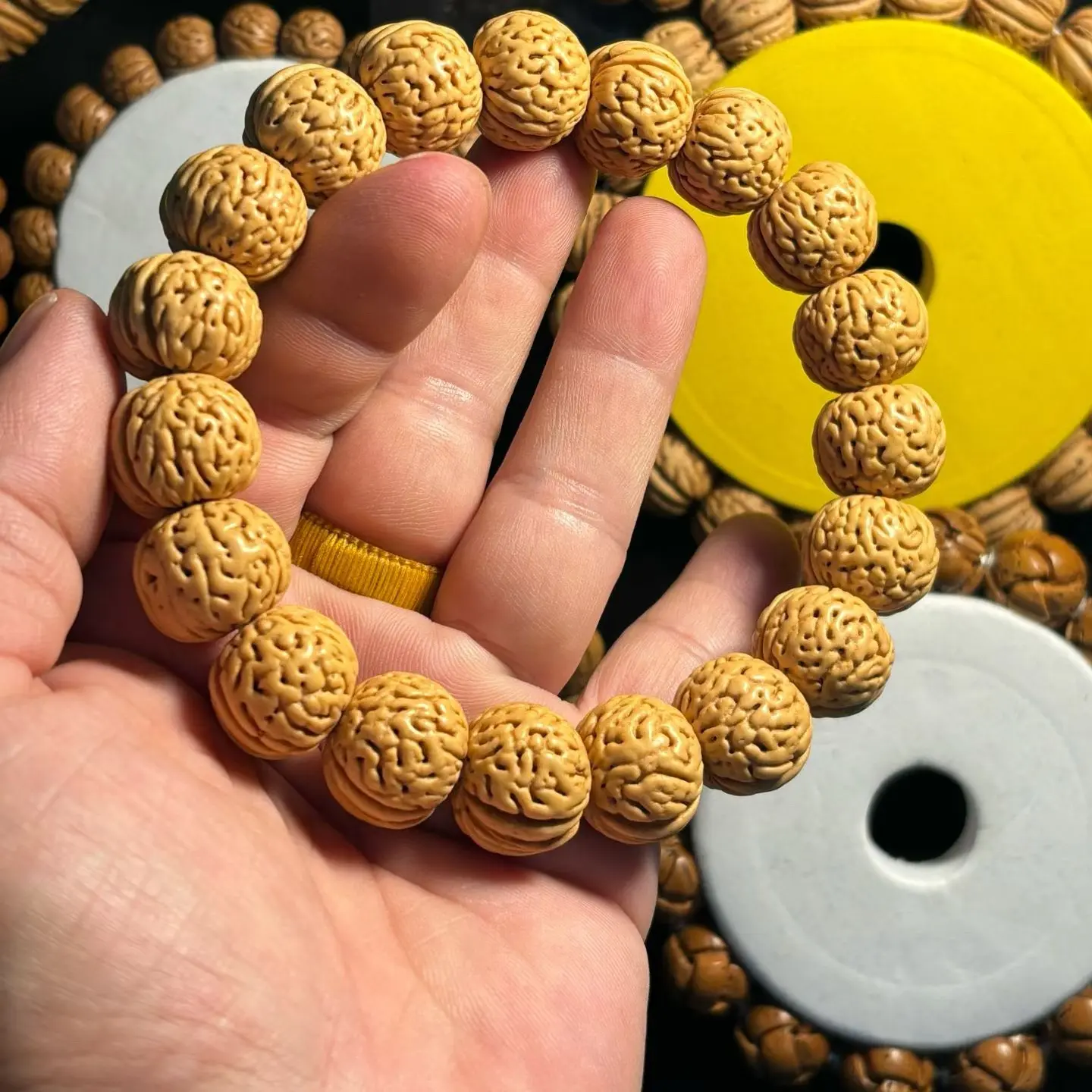 正宗野金丹桃核，颗颗精选，手工深度打底