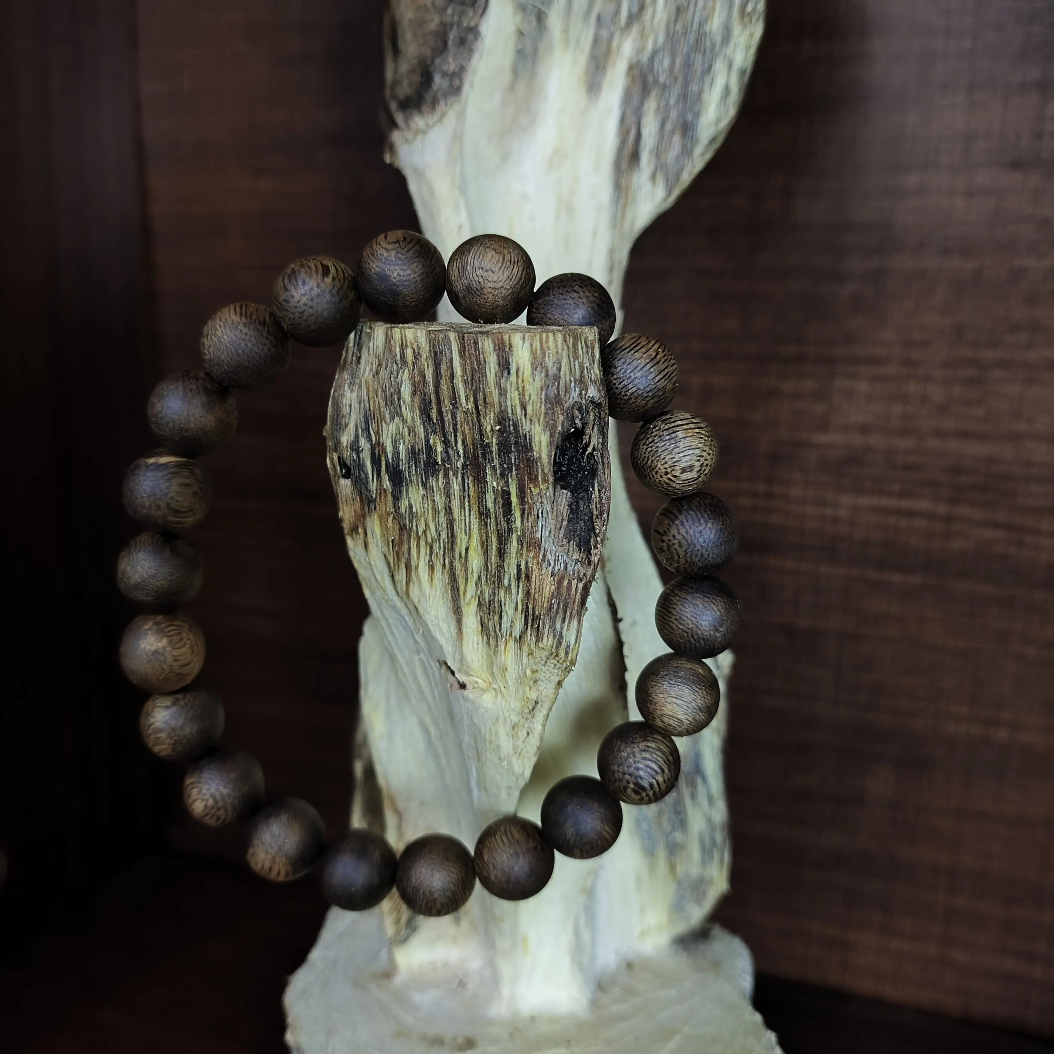 沉香沉香0.9mm-6克天然绿奇楠圆珠单圈沉香手串