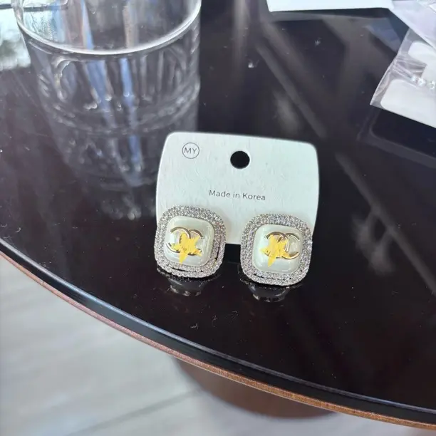 纯铜合成锆石耳饰 铜合金小香风珍珠耳钉 法式轻奢高级感百搭耳饰