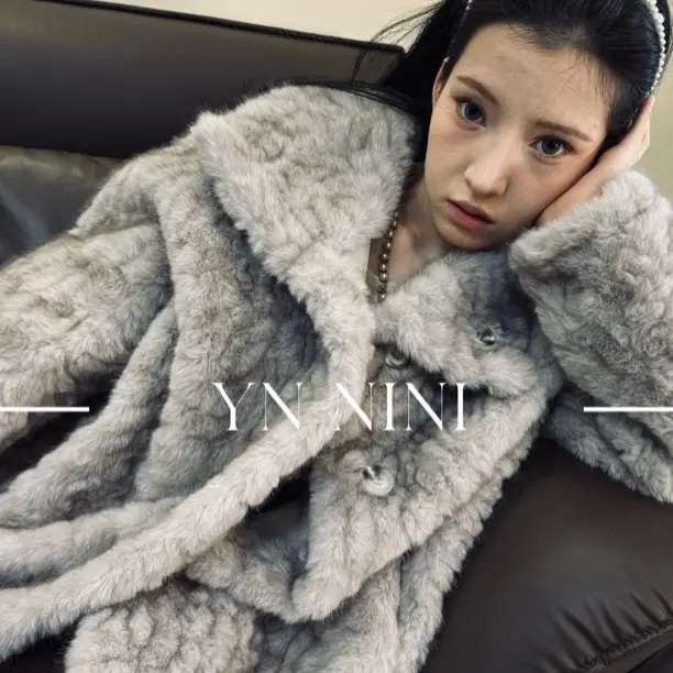 YN2515女装大翻领毛毛外套冬季老钱风财阀千金加厚中长款