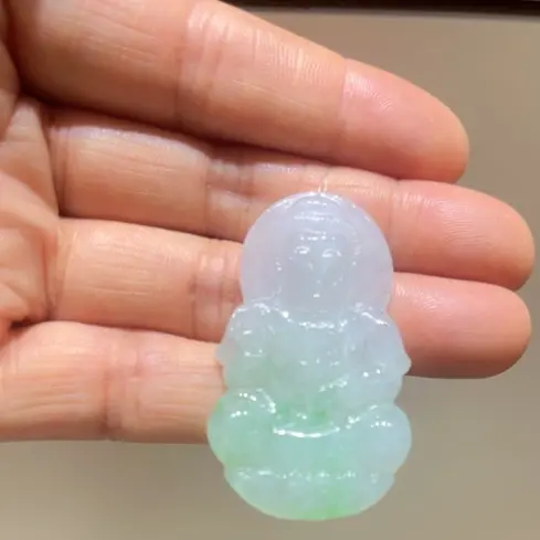 A货冰种翡翠观音吊坠水润精美