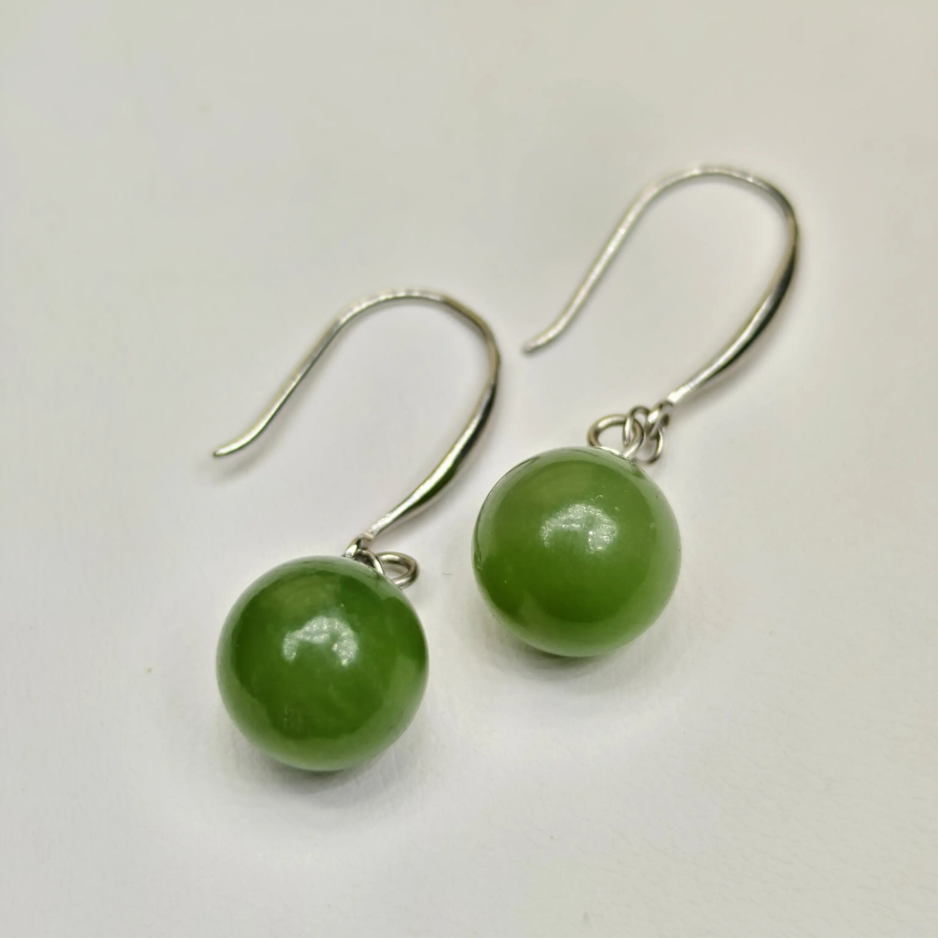 30号绿色圆珠女款耳钩