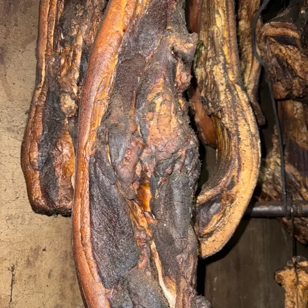 昭通大关正宗柴火烟熏农家腊肉