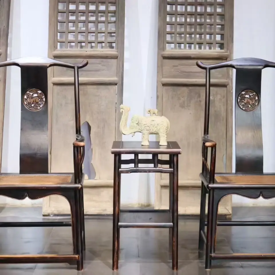 老榆木四出头官帽椅一套