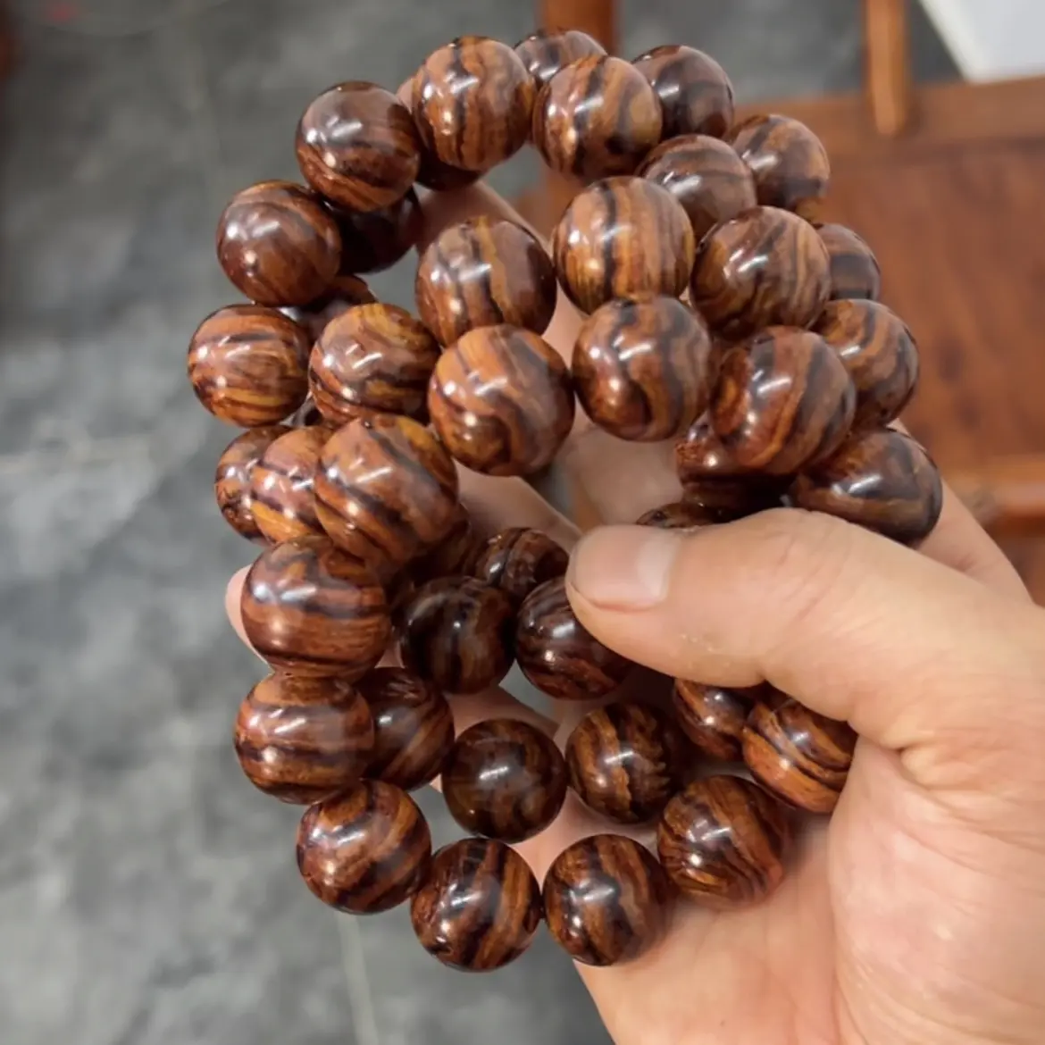 海南黄花梨1.8/13虎皮纹大黑线海南手串