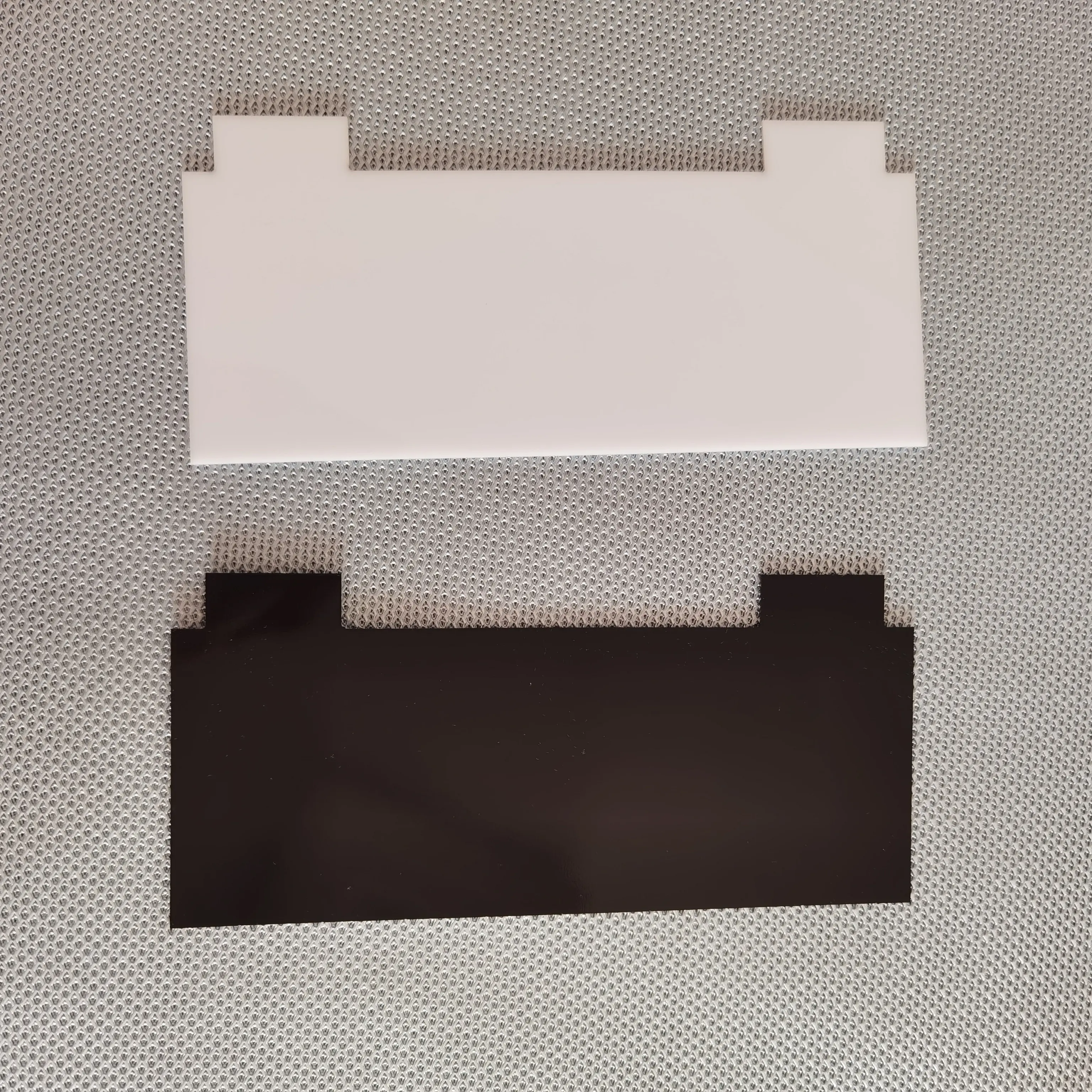 壁挂式过滤器上盖板，有色差、误差，亚克力板会轻微变形介意勿拍。