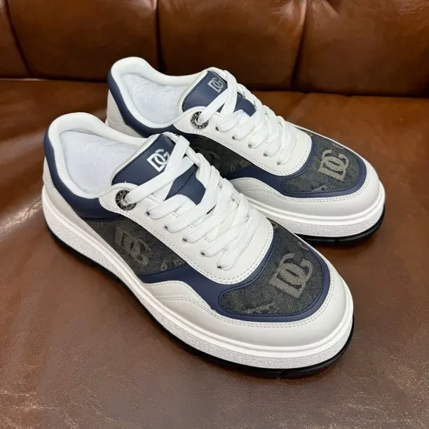 DG新款男士潮流百搭舒适休闲板鞋