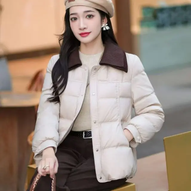 冬季新款立领保暖短款百搭气质休闲羽绒服外套女