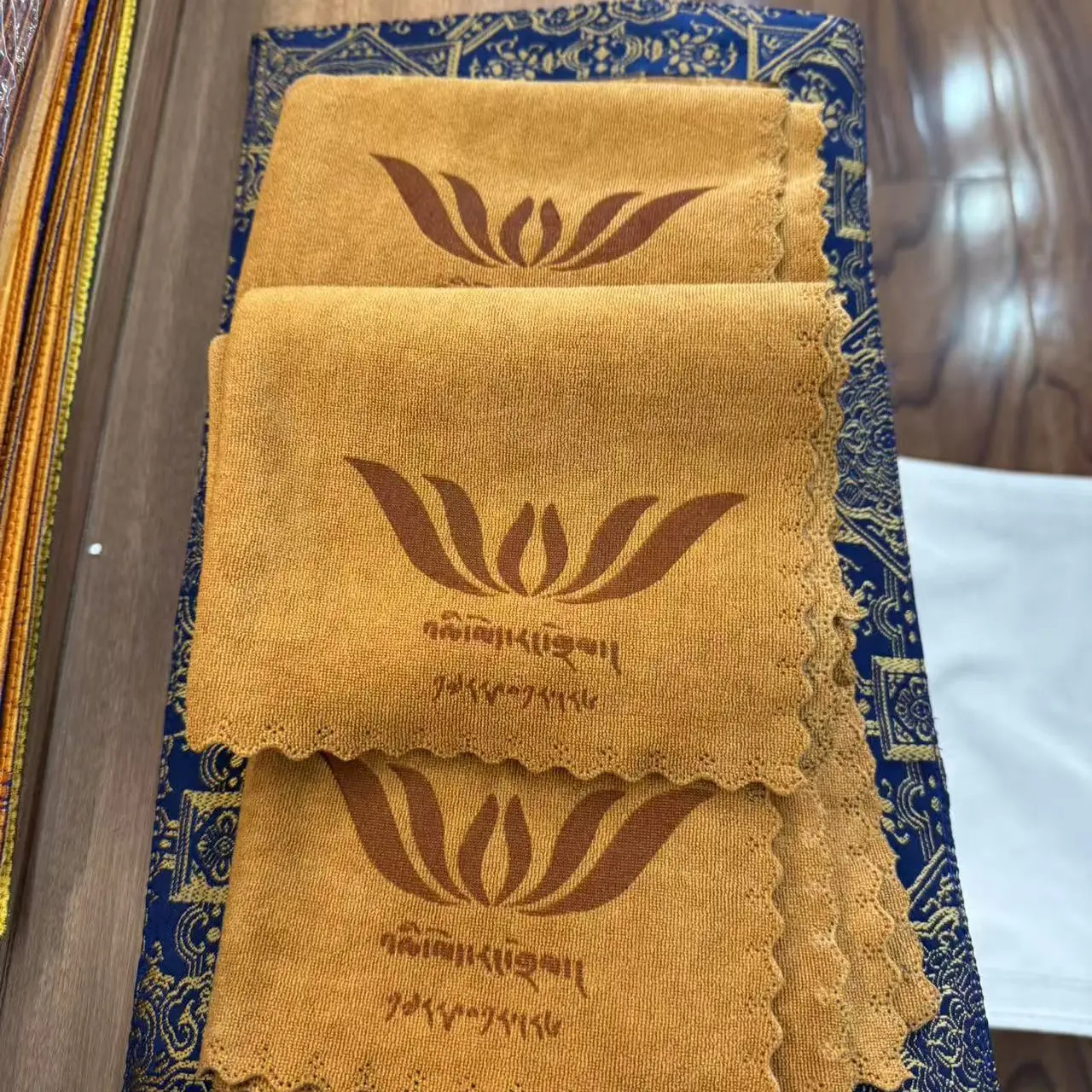 到手三条佛堂供碗清洁擦布（吸水吸油不留水痕不留毛絮）