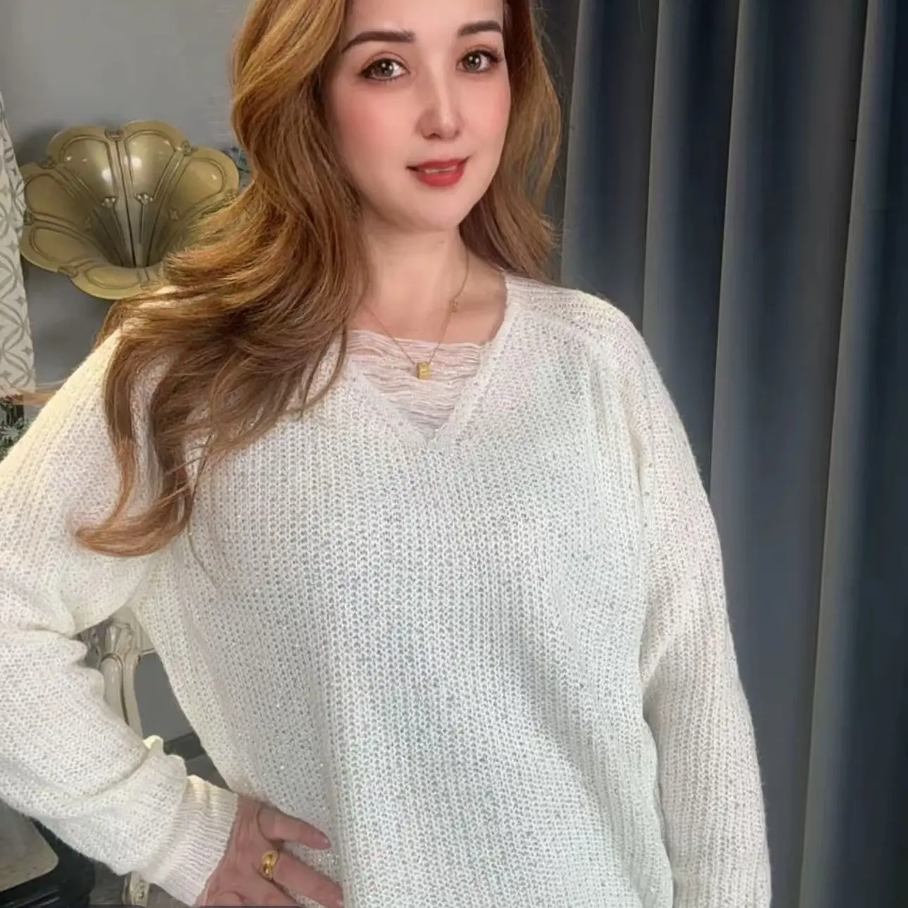 春季温柔慵懒风V领宽松显瘦薄针织衫  ئەڭ يىڭى گاڭسەر