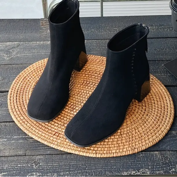 25年新款瘦瘦靴方头英伦风马丁靴厚款粗跟中跟女靴冬季高跟秋冬