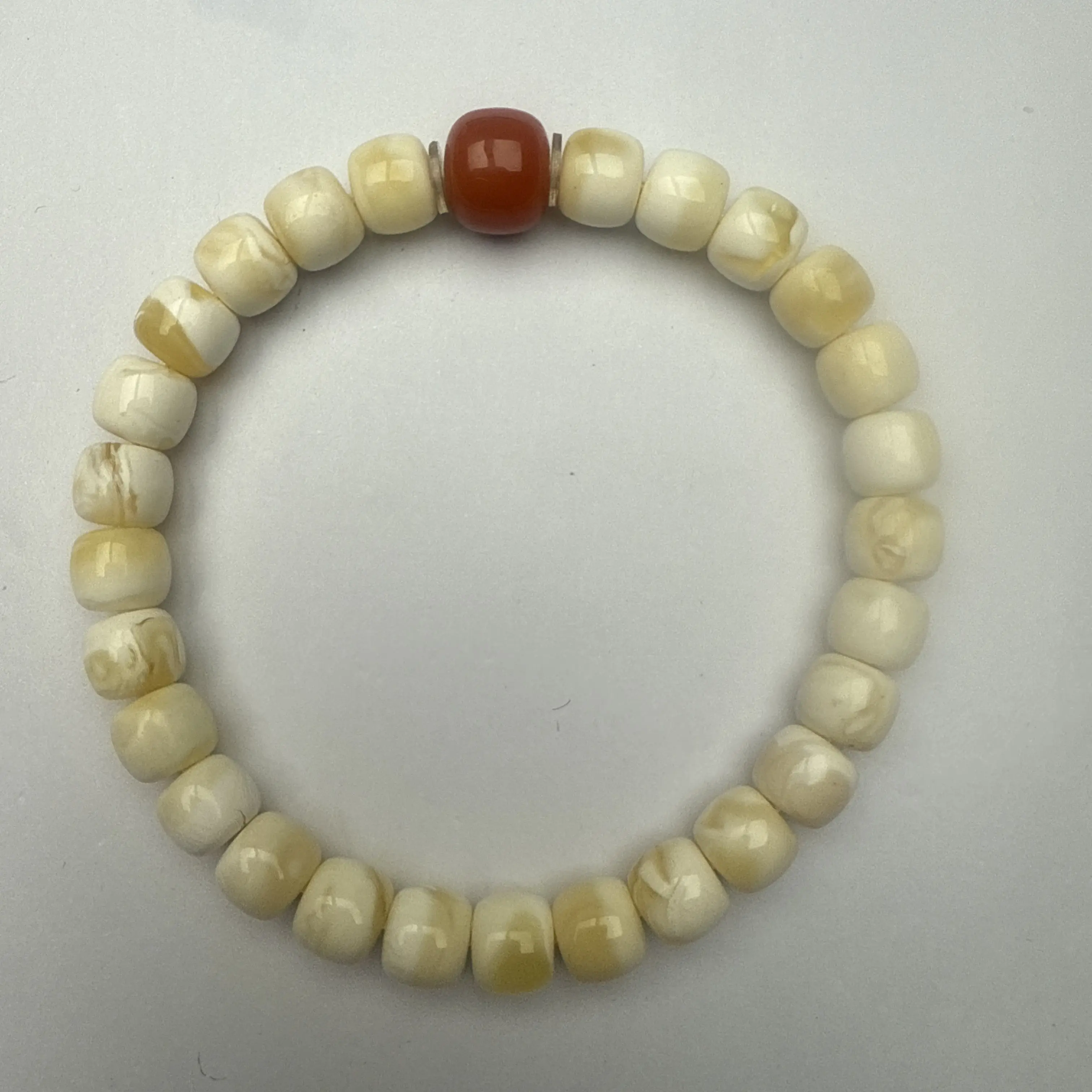 白蜡蜜蜡老型手串