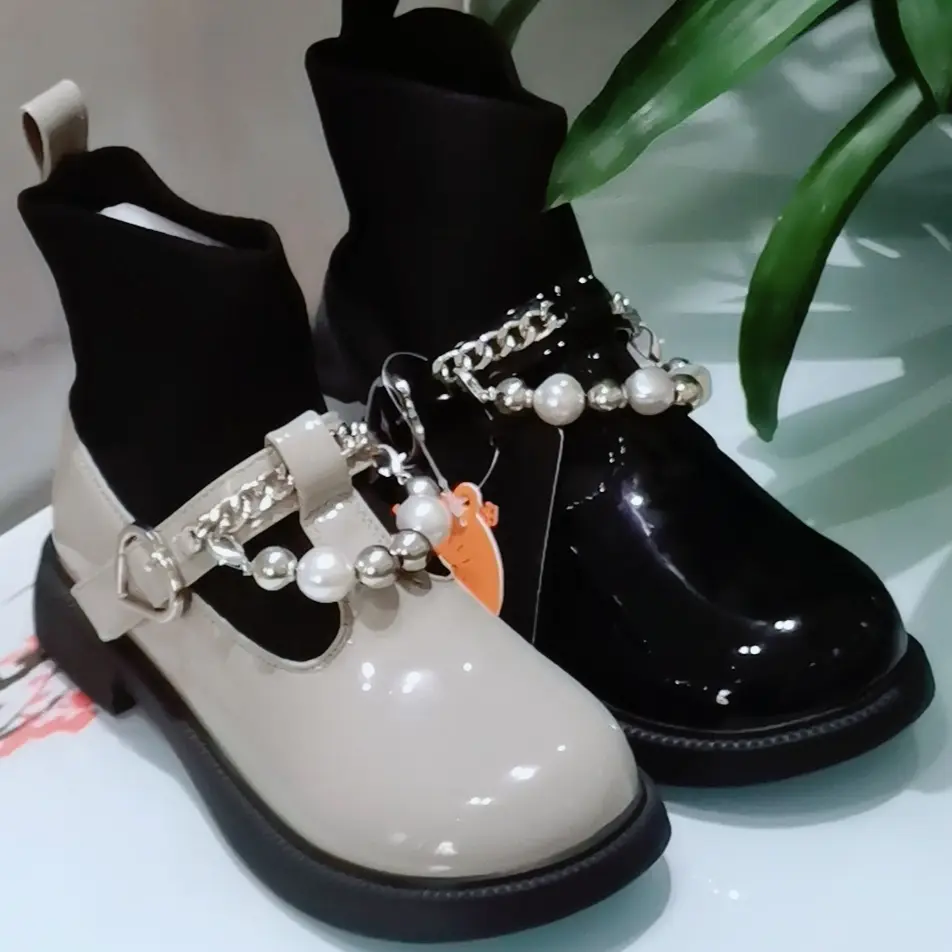 爱尚宝贝加棉袜口童靴福利学院风车缝线圆头童鞋套筒魔术贴皮靴