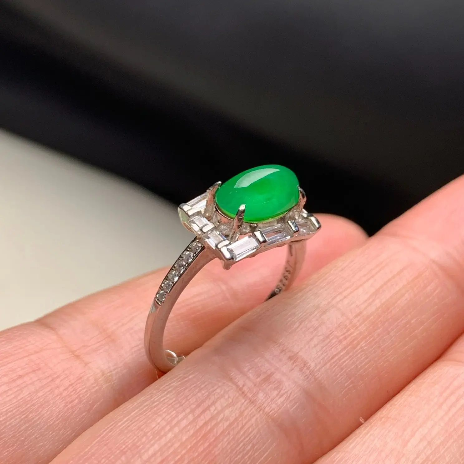 冰阳绿银镶天然缅甸翡翠戒指#货号6842