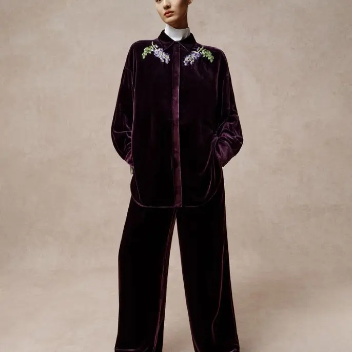 任玉琼国风真丝丝绒手工绣片翻领优雅小衫衬衫