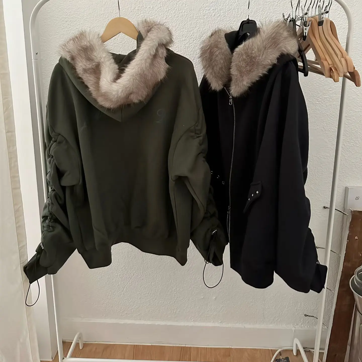 【韵韵在韩】韩国正品代购 东大门毛毛领加绒卫衣外套1120 NO退NO换