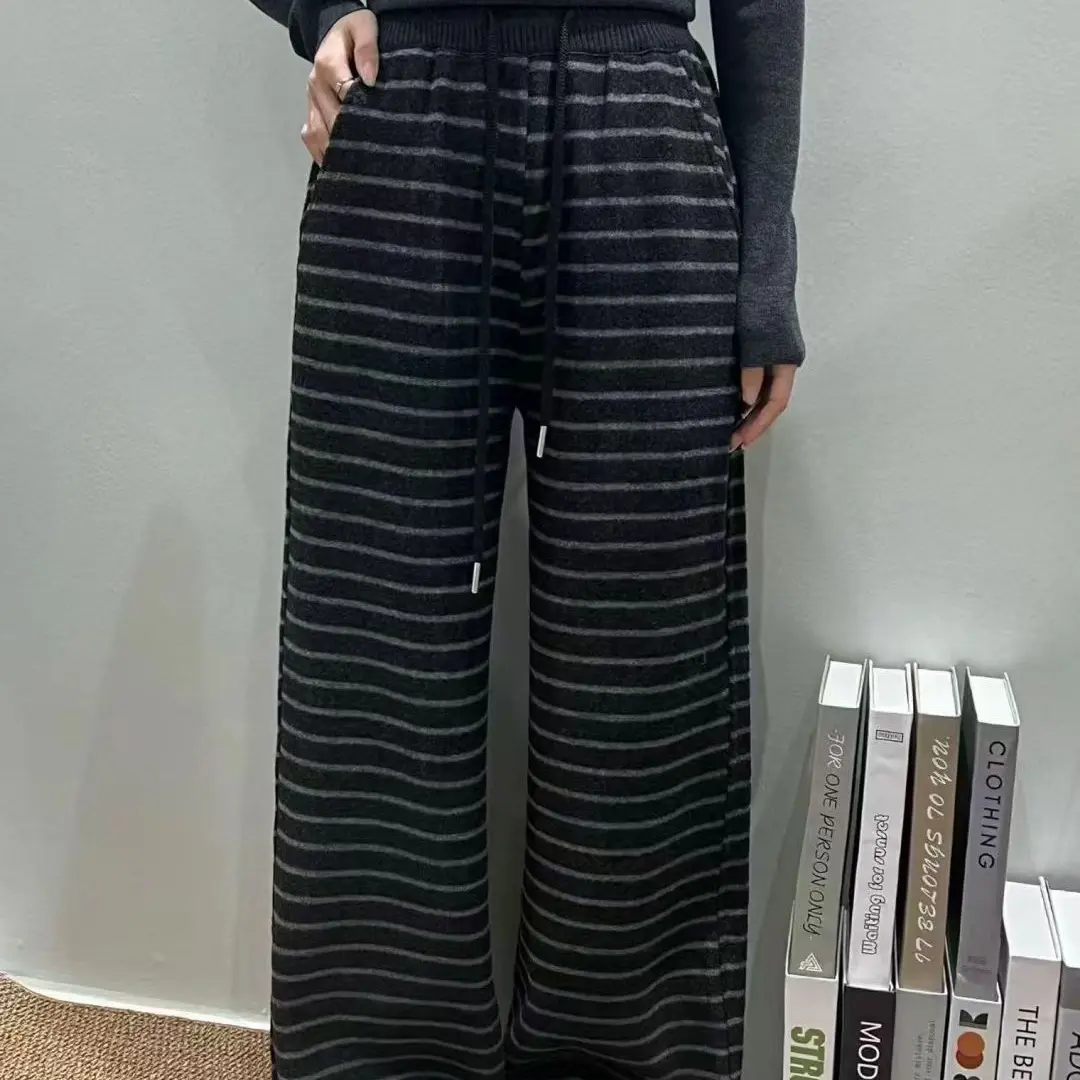 秋冬复古条纹加绒加厚松紧腰显瘦宽松直筒阔腿休闲裤