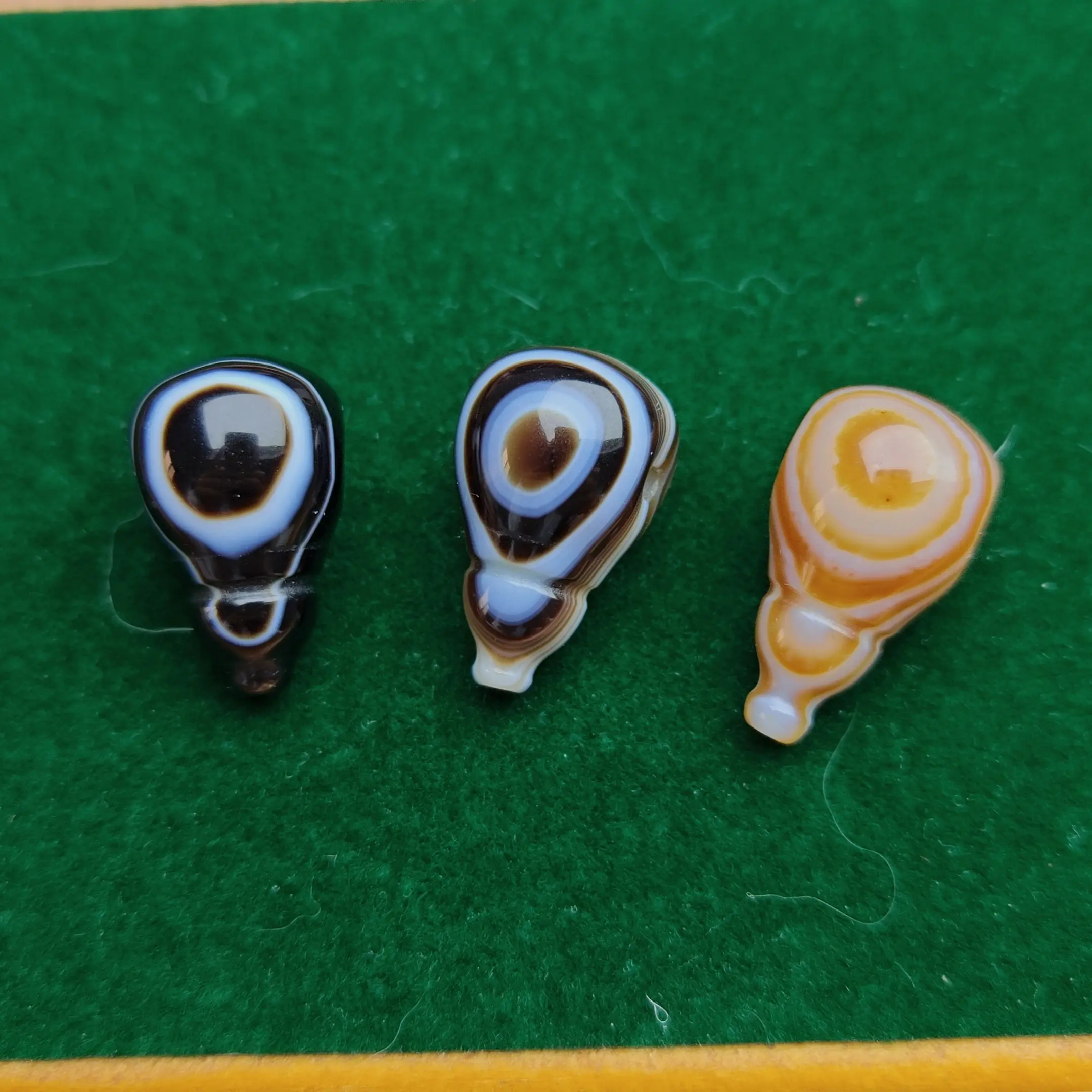 三通多彩多样文玩配饰