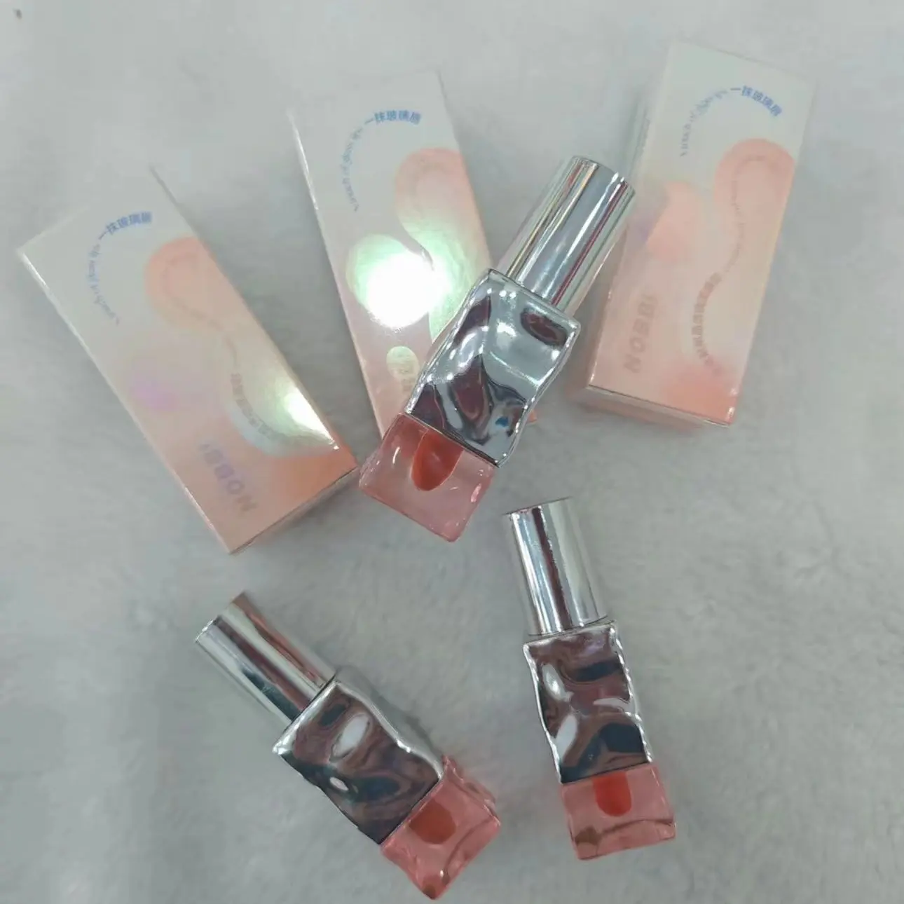 琳琳推荐水波粼粼唇彩