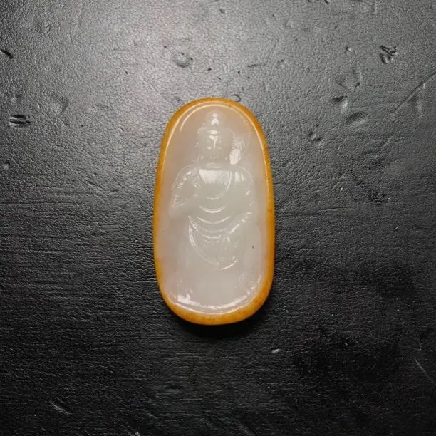 新疆和田玉素衣观音49克