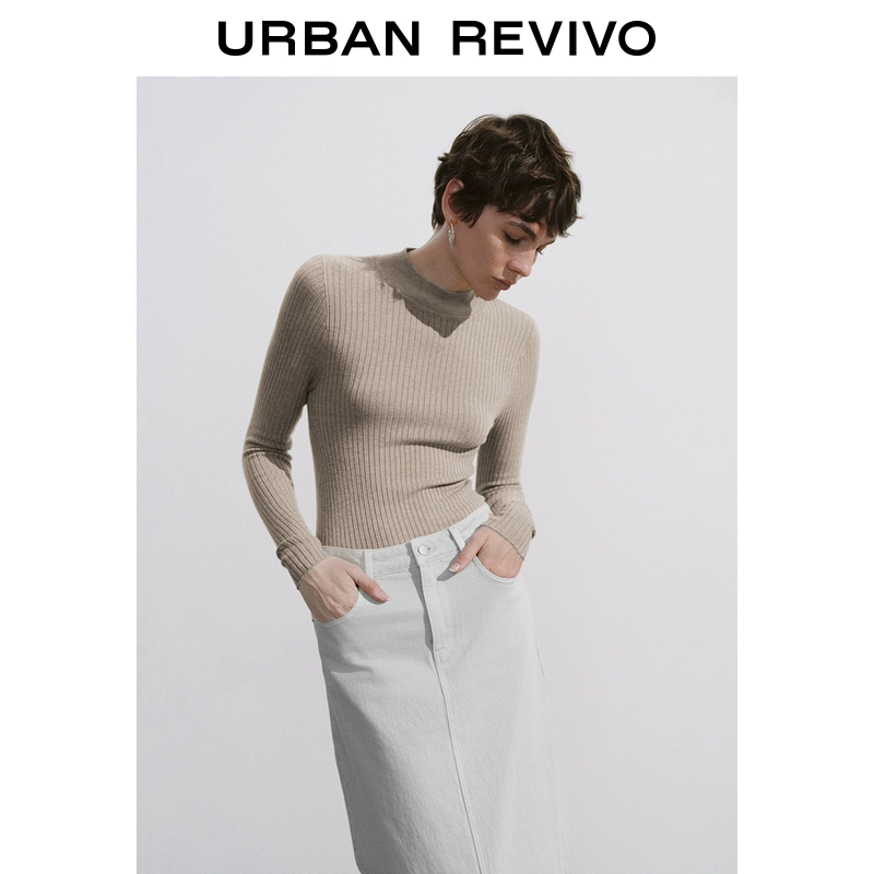 UR秋冬新款女装简约气质百搭立领修身针织衫UWB940013