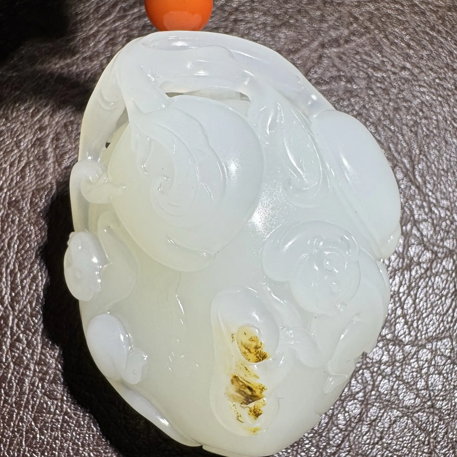 白玉留皮一路连科手把件白细润送礼佳品