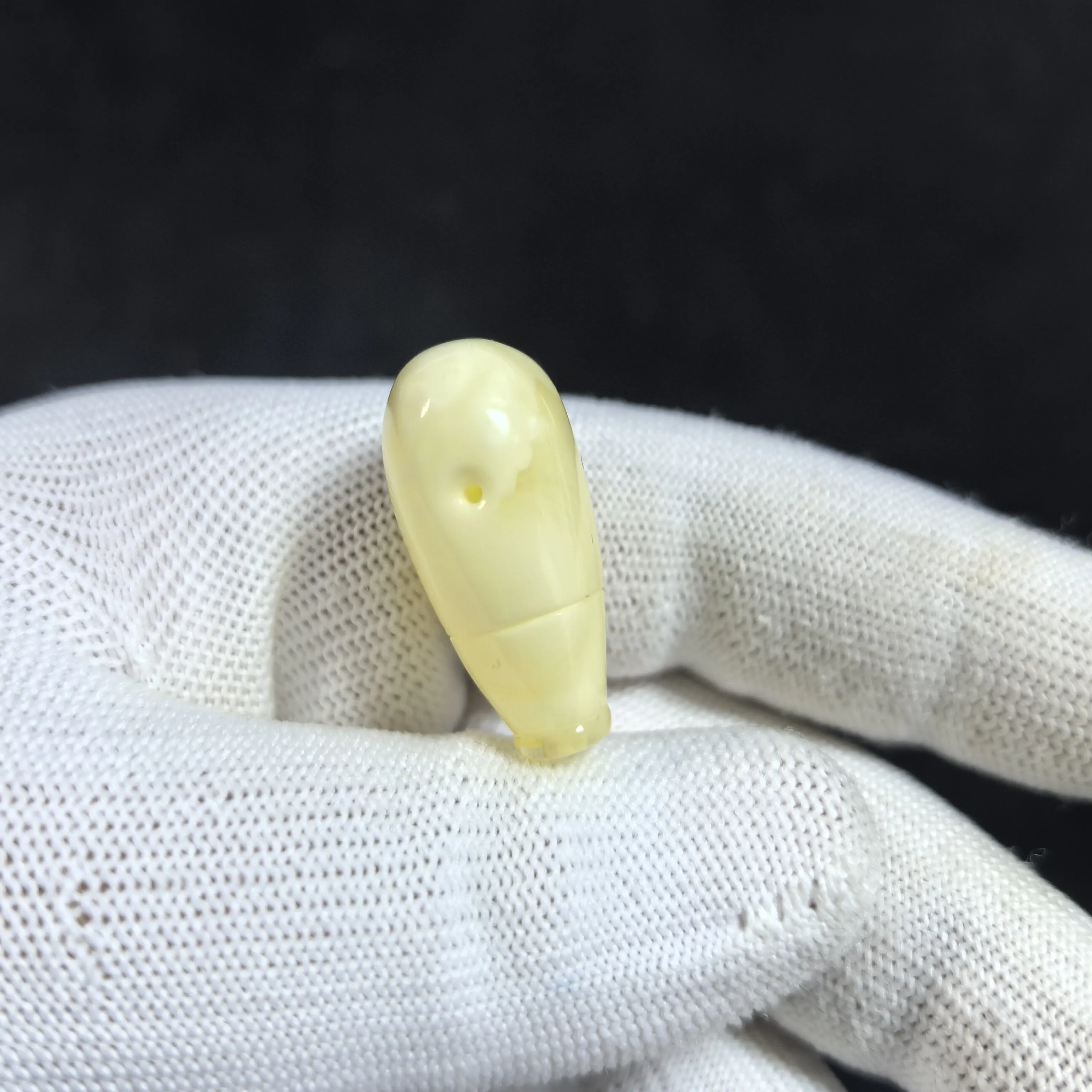 支持复检Z2035天然蜜蜡西施壶三通瓷白妖花17×30×14微瑕