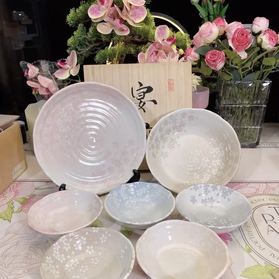 制美浓烧樱花盘日式釉下彩点心盘家用粉嫩少女心餐盘