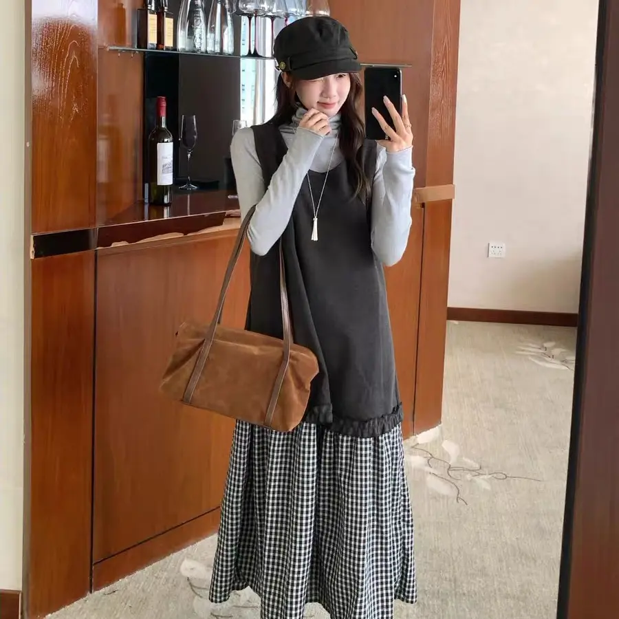 秋冬新款韩系温柔风宽松设计感毛呢背心连衣裙女