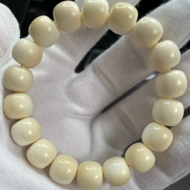 猛犸嘴精品手串纯芯料尺寸12✖️11克重33.4d1一物一卡