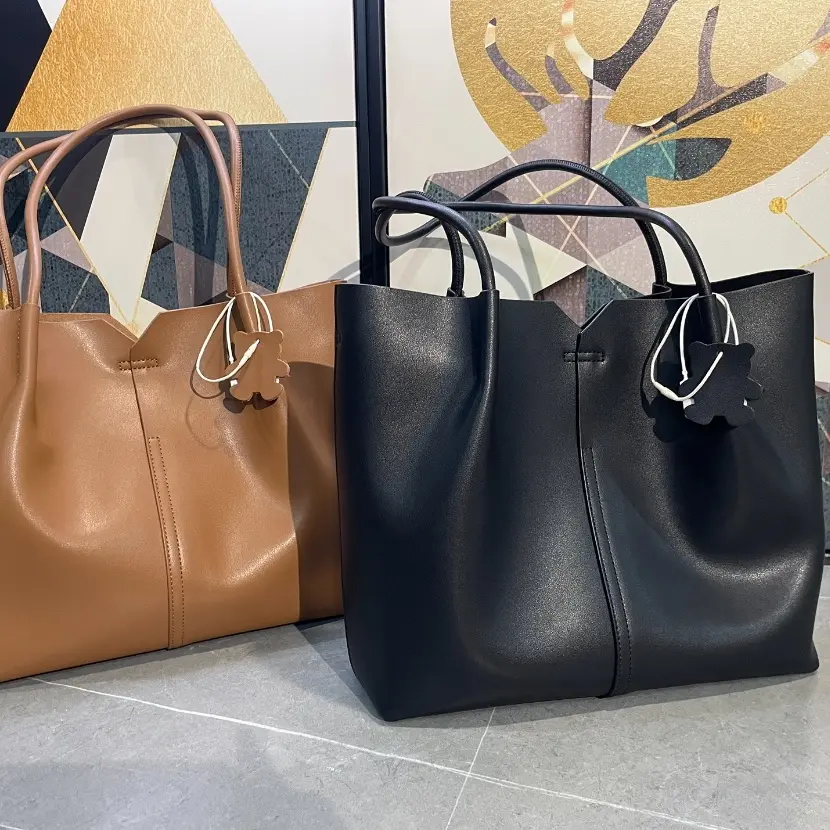 新款大容量百搭简约通勤单肩托特包