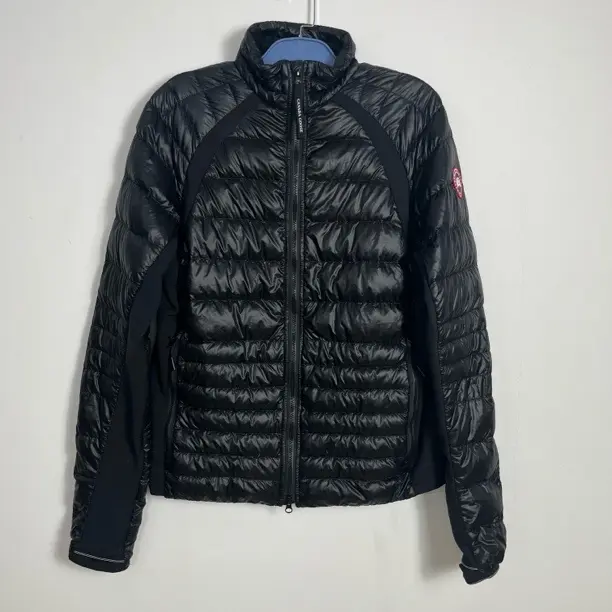 未使用 CANADA GOOSE 加拿大鹅黑色轻薄款羽绒服/M码