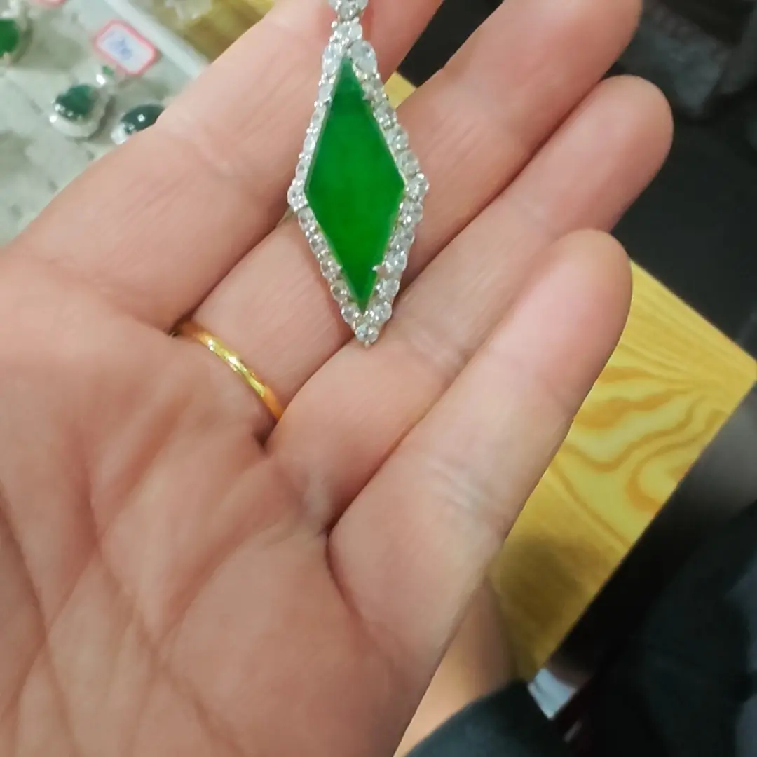 天然A货翡翠满绿菱形耳饰精致百搭时尚女款