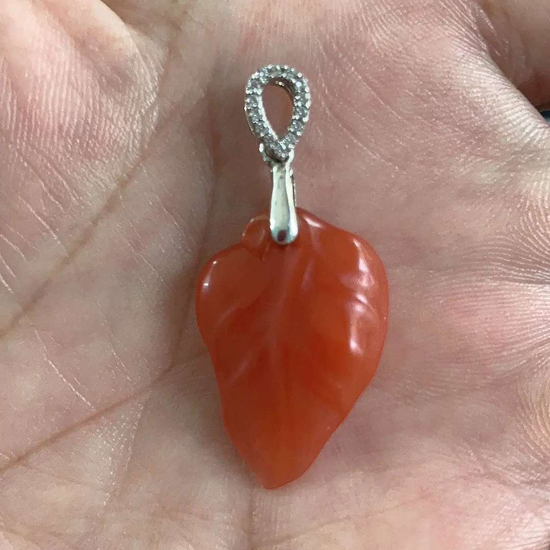 保山原矿柿子红小吊坠金枝玉叶